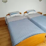 Guest Melsambria Νεσέμπαρ