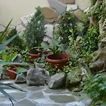 Πανσιόν Guest Melsambria 3*
