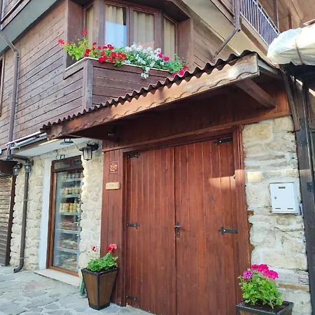 Affittacamere Guest Melsambria 4*